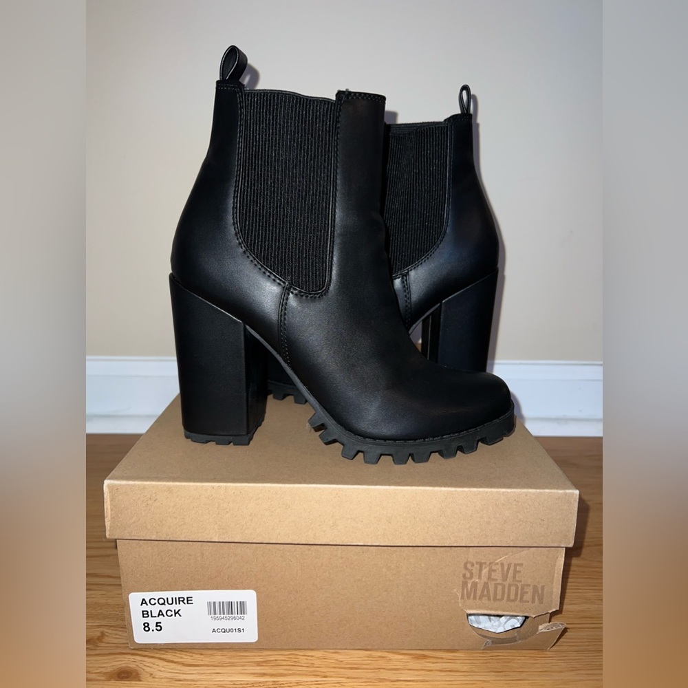 STEVE MADDEN Acquire Black Leather Heel Boot